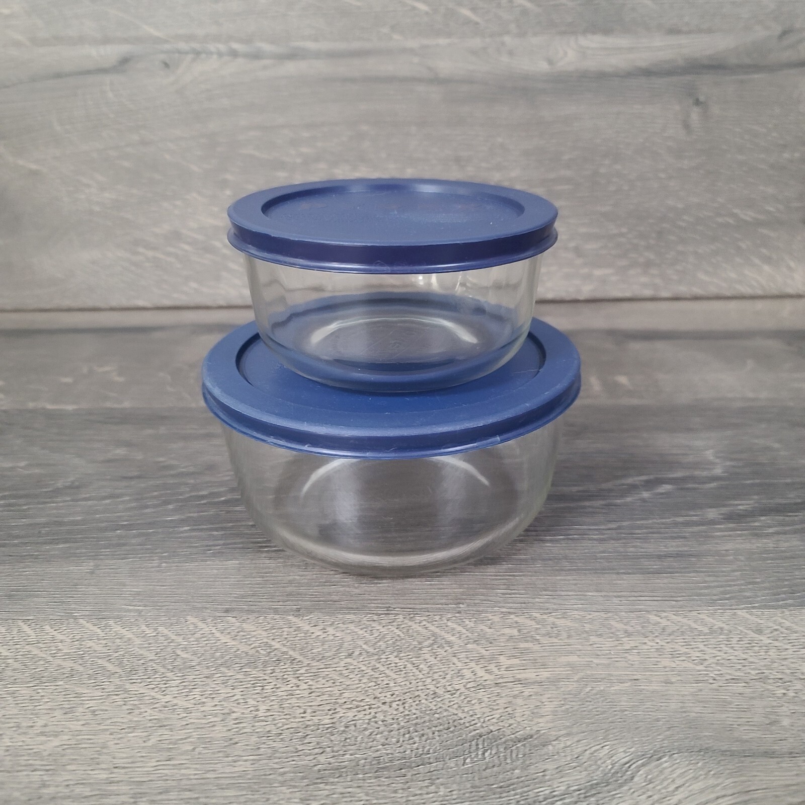 Pyrex 7201 1-Qt and 7200 2-Cups Glass Food Storage Bowls Bundle with Blue Lids