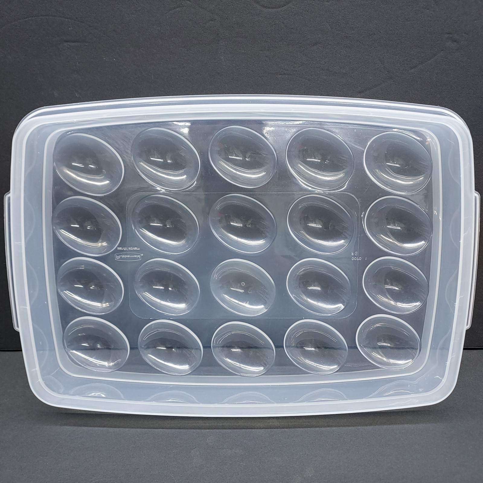 Sheer Rubbermaid Servin’ Saver 20 Deviled Egg Keeper Container Red Lid #7