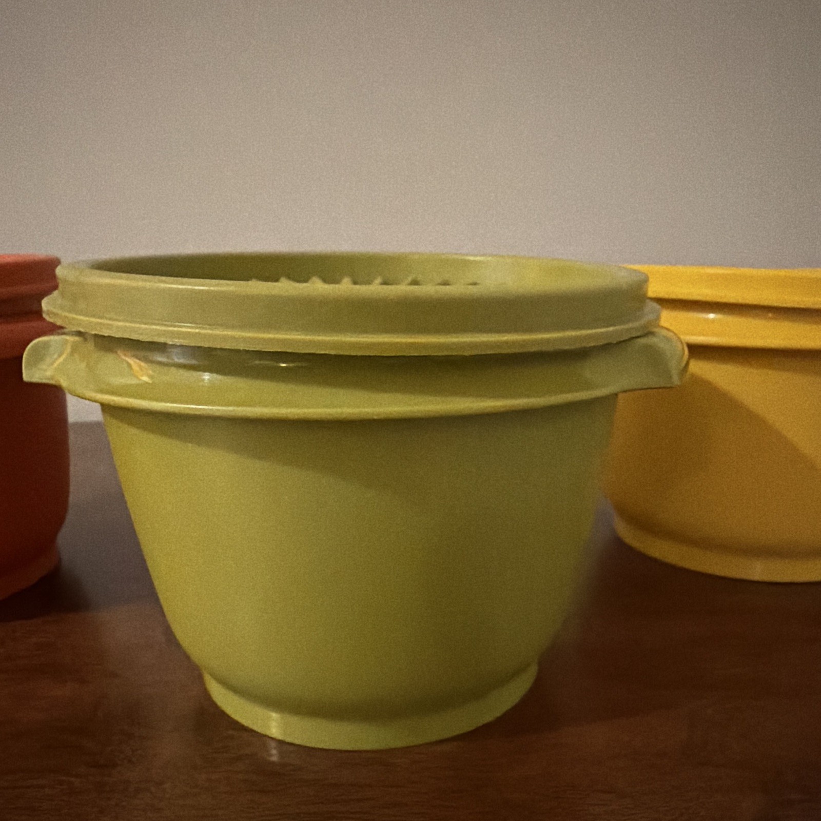 Tupperware Snack Bowl Set w/ Snap Lids, 3pc 10 oz Orange Green Yellow1970s