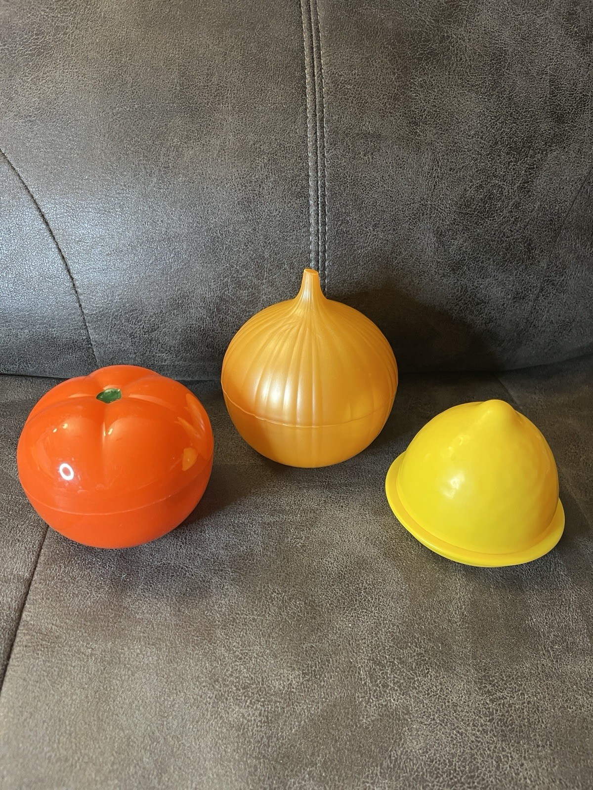 Lot of 3 – Hutzler Onion & Tomato Keepers And Unbranded Lemon Storage Holder