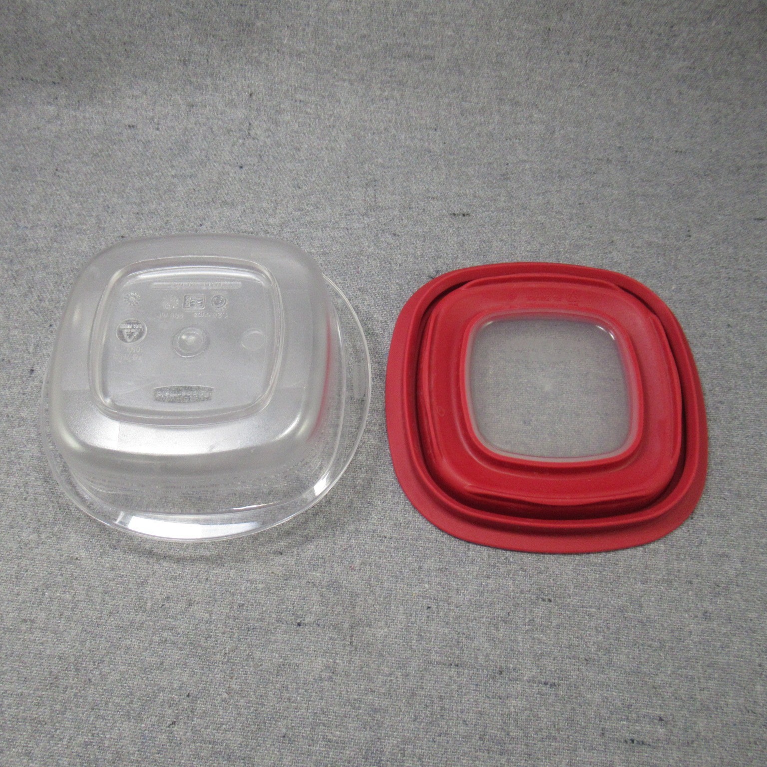 3 Rubbermaid Premier Storage Square Container 3, 2, 1.25 C Stripes Red Lids Lot