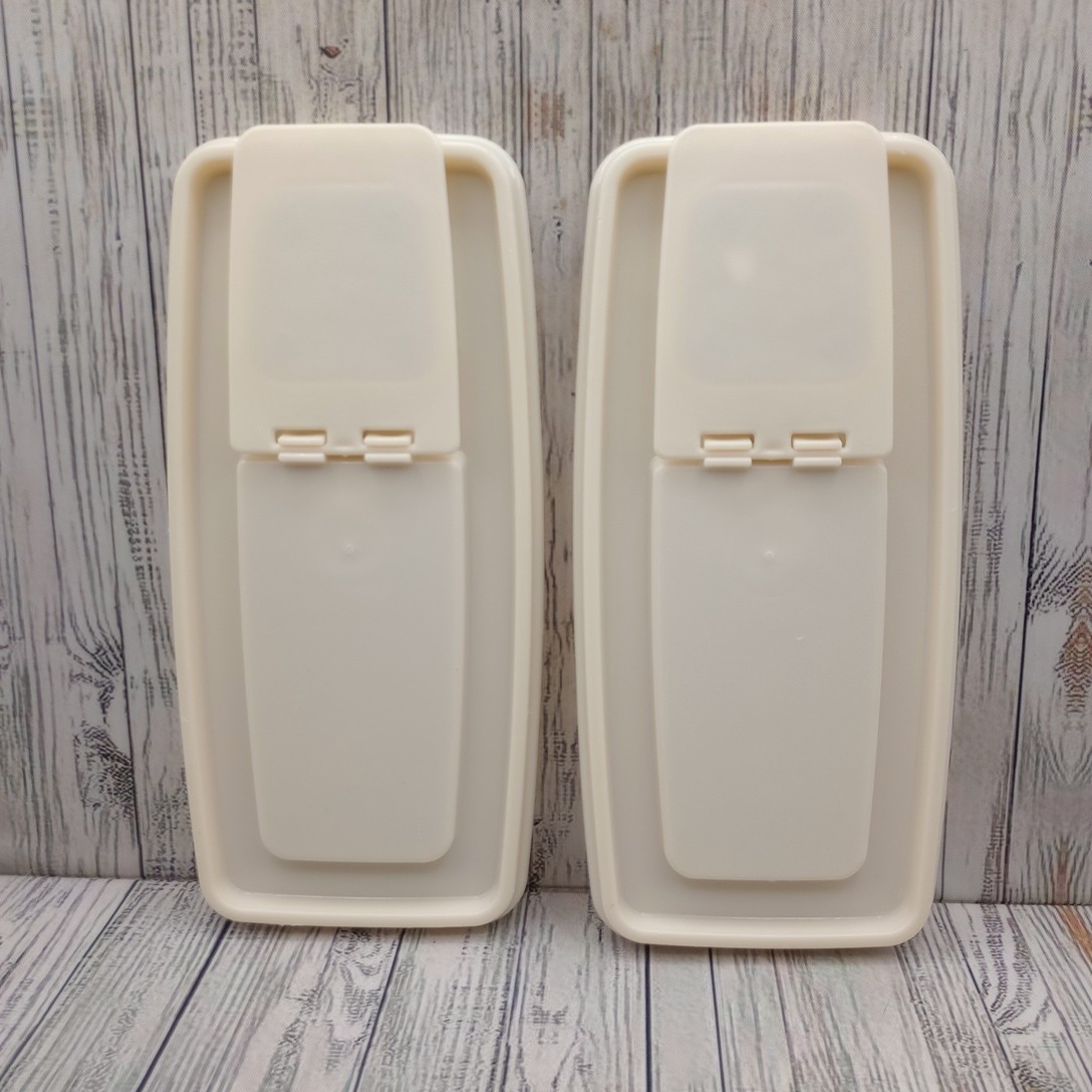 Rubbermaid Servin Saver 0089 #3 Cereal Keeper Almond Flip Top Lid Vtg Lot of 2