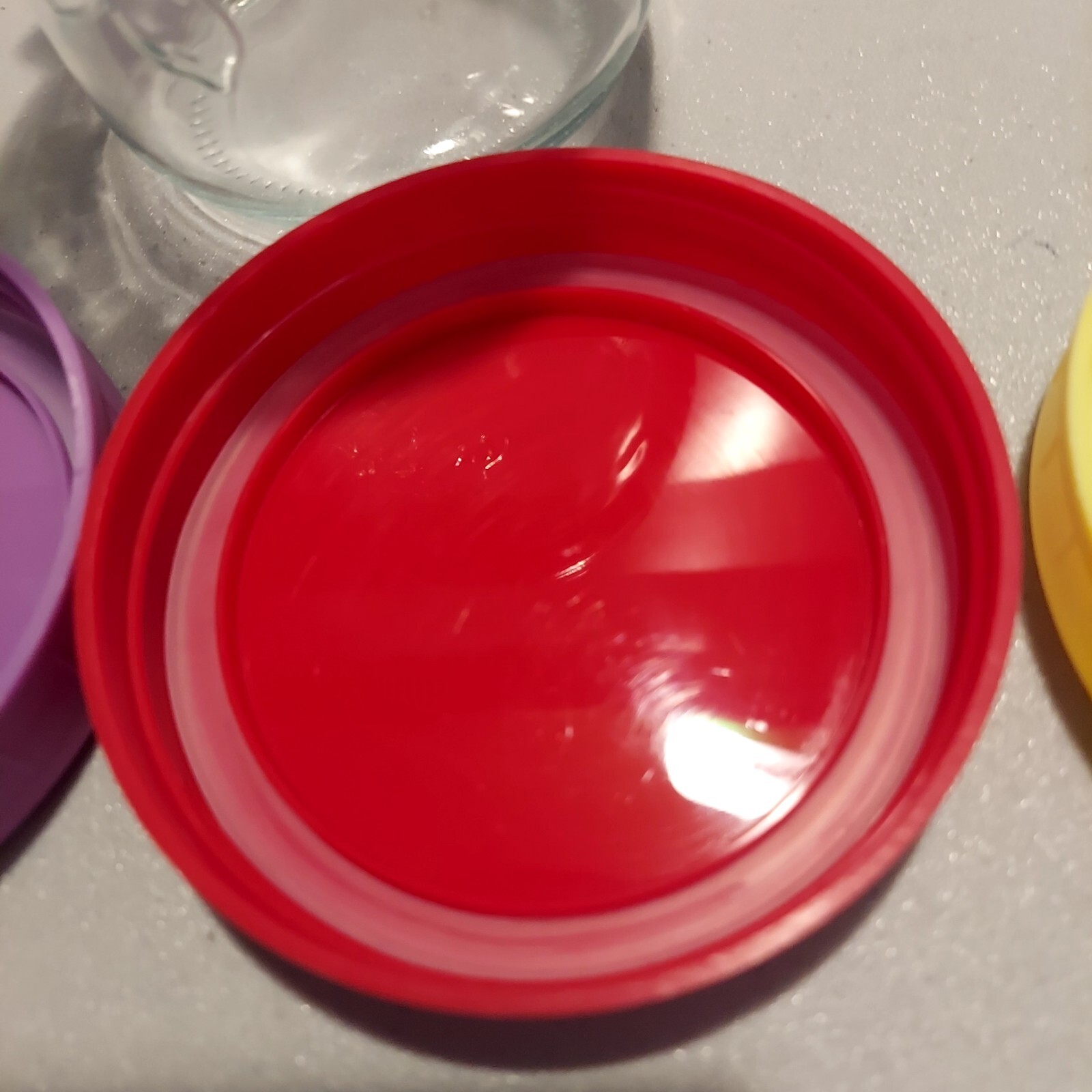 Mason Storage Jars Set of 3 – Screw On Color Lids, Silicone Band for Spoon/ Tag