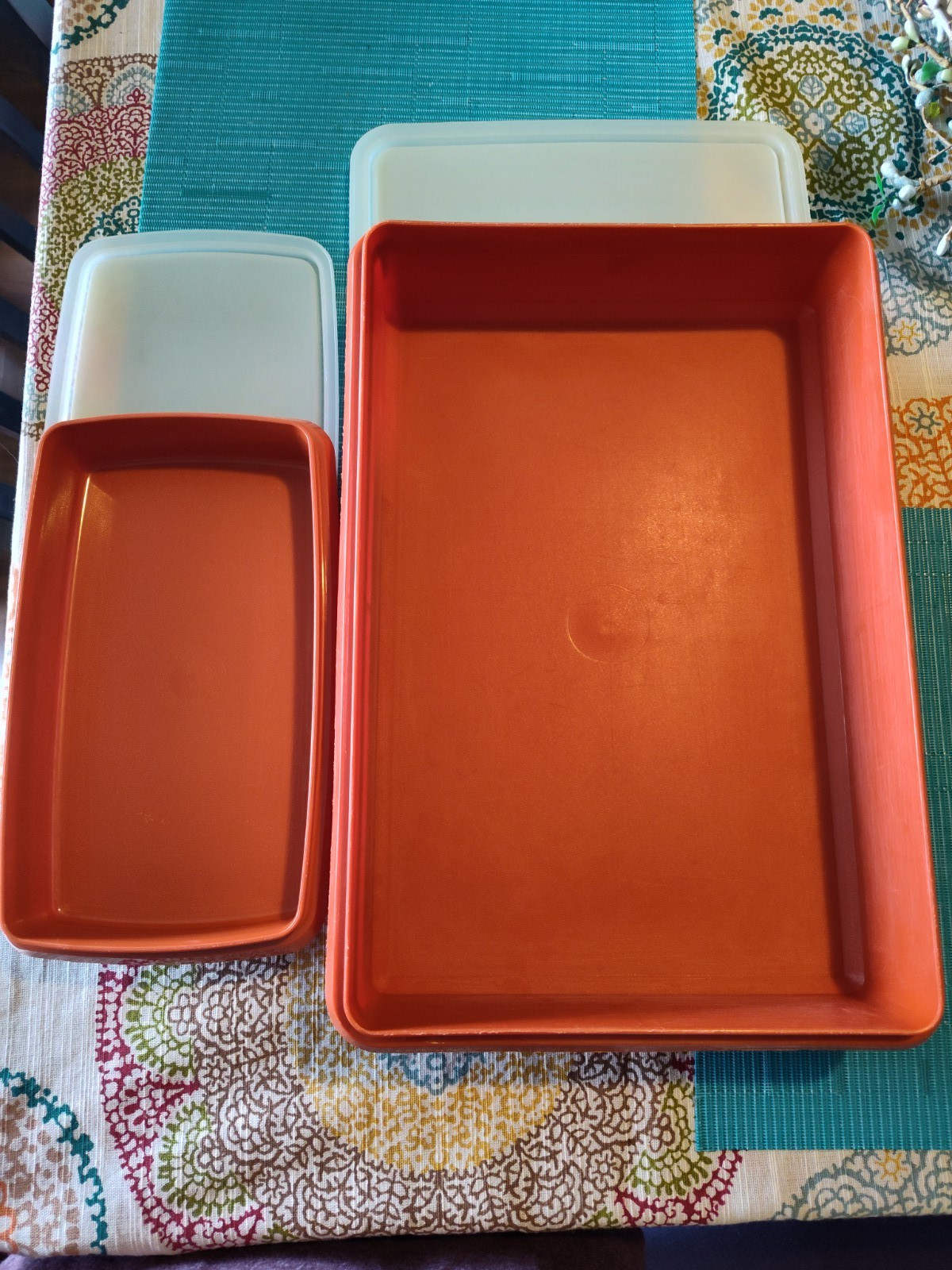 Tupperware Rectangular Plastic Storage Containers 150 oz, 2pc Snap Lids USA