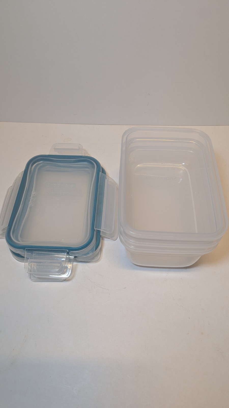 3 Snapware Containers Two 3 Cup (.7 L) One 5 Cup (1.2 L)