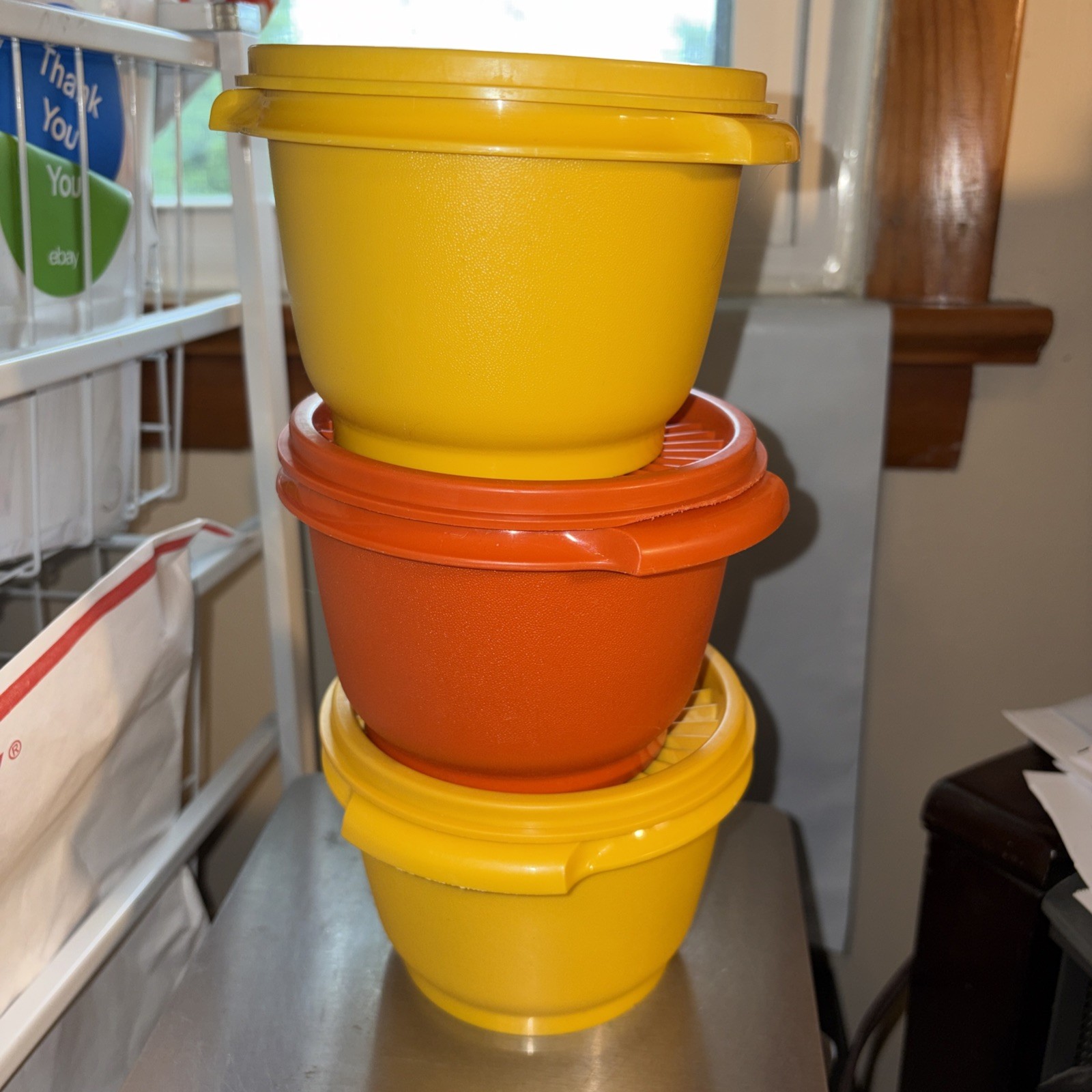 Vintage TUPPERWARE 20 oz SERVALIER Bowls #886 & Instant Seals #812 Set of (3)