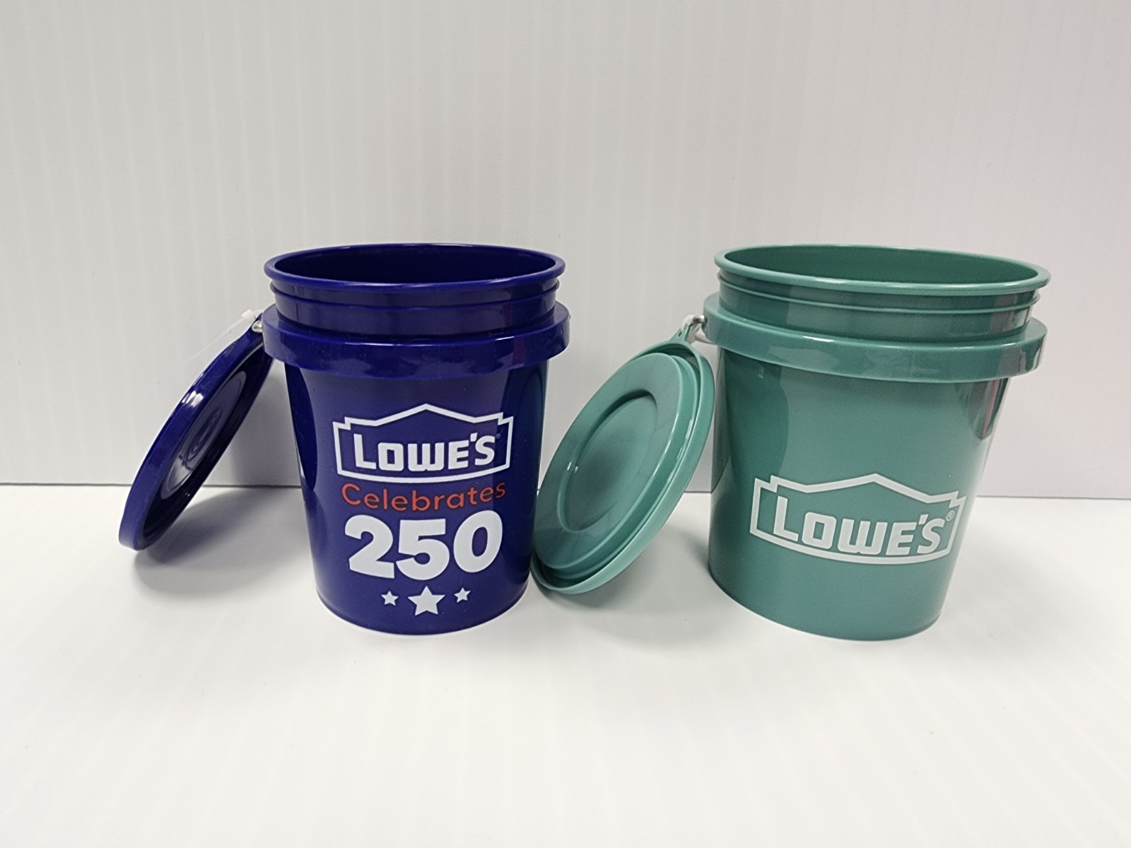 Lowe’s Lowes TEAL & Blue 250 Americana Mini Paint Bucket With Lid Fast Ship 2pk