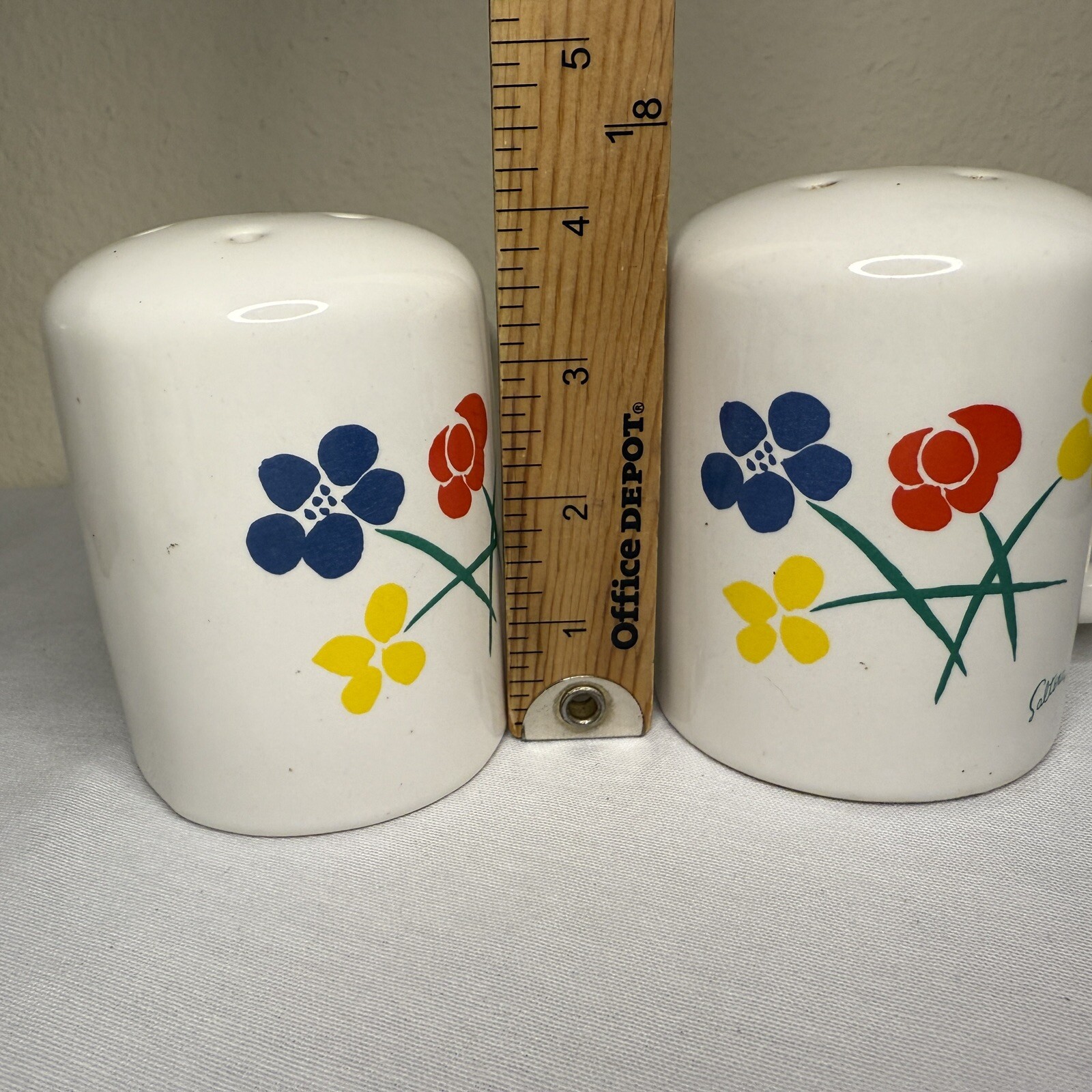Vintage Himark Saltera Floral Design Salt And Pepper Shakers 4’in Tall