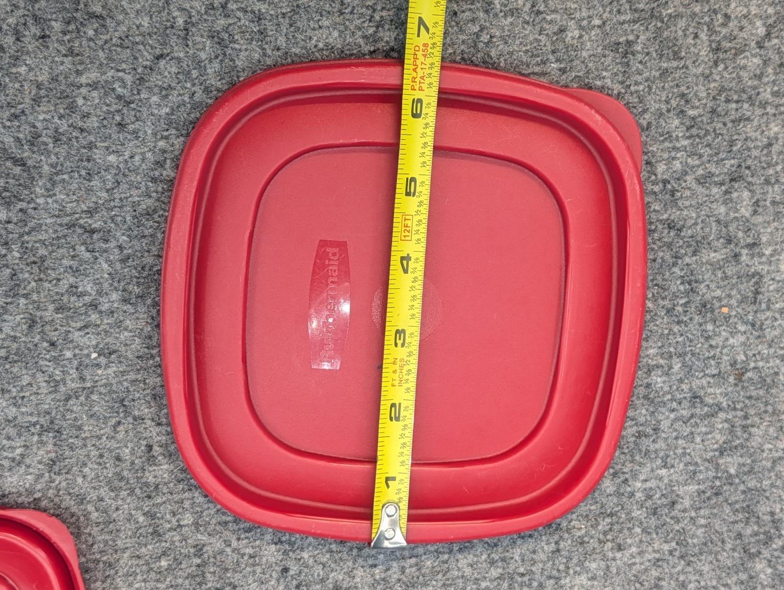 Rubbermaid Food container Easy Find Red Square Replacement Lid 7J58 7J64
