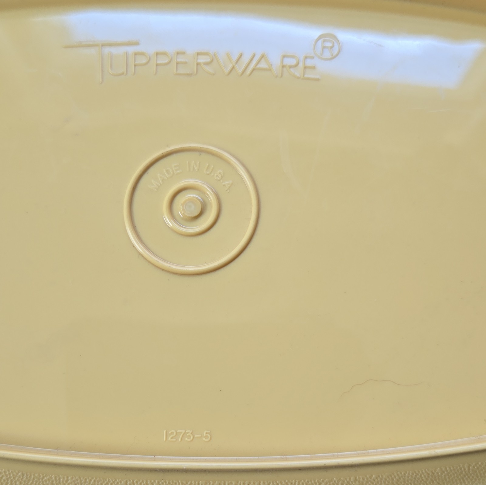Tupperware Yellow/White Rectangular Container Set 4pc Snap Lid Insert 1273-5