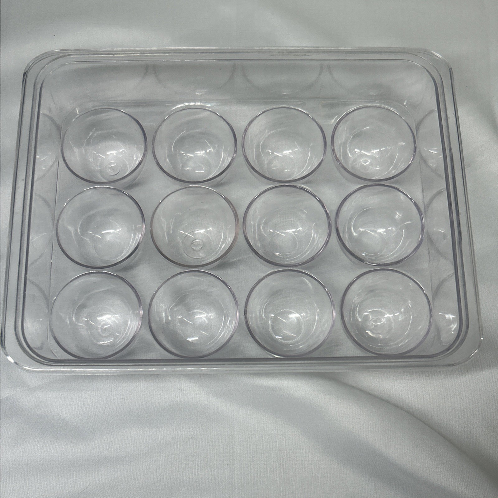 Plastic Egg Storage Tray Holder for Refrigerator, 12 Eggs – Clear