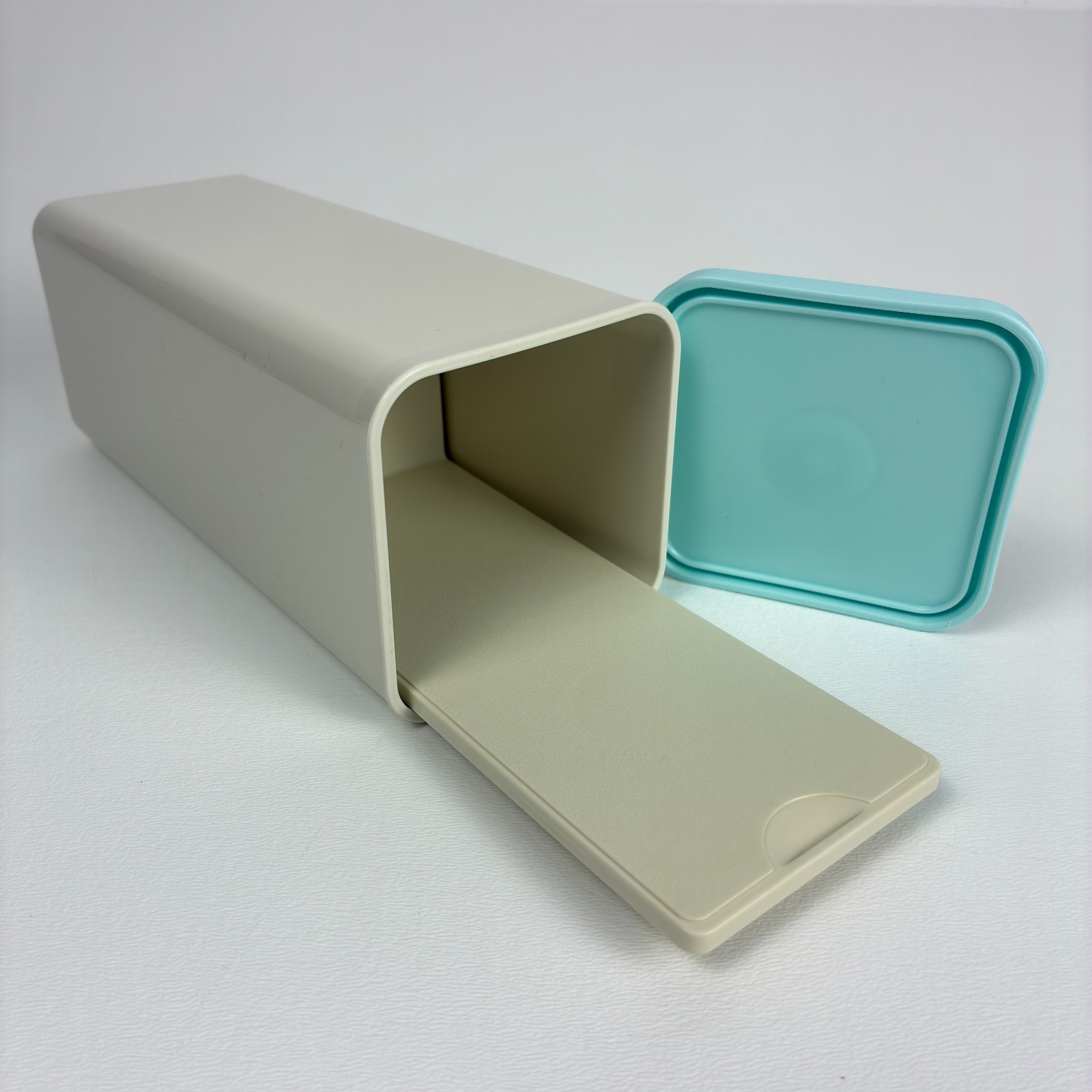 Vintage Tupperware Block Cheese Cracker Keeper 1827-5 1828-10 1829-5