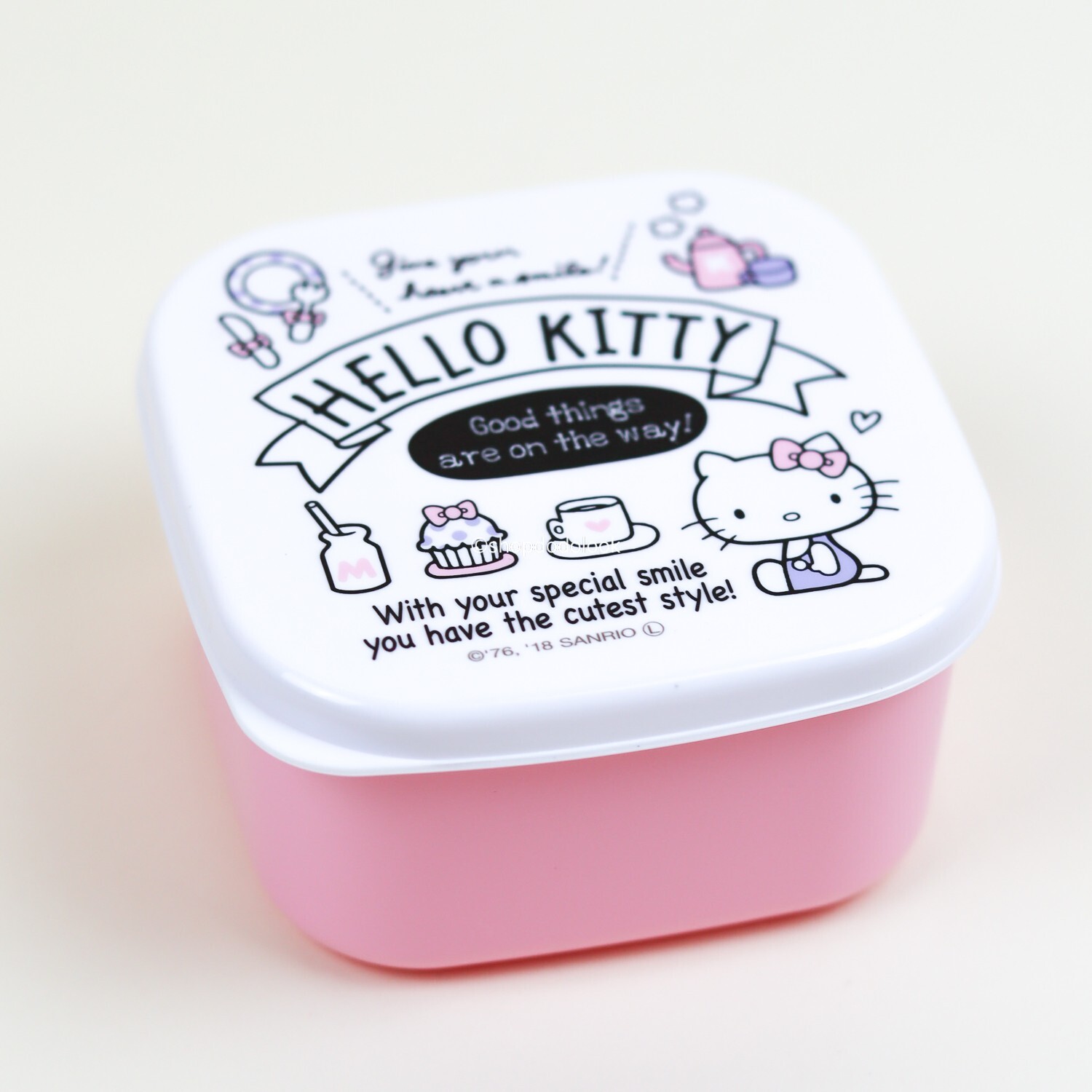 Hello Kitty Mini Storage Box Food Container Pink 360ml 4″L x 4″W x 2″H Japan
