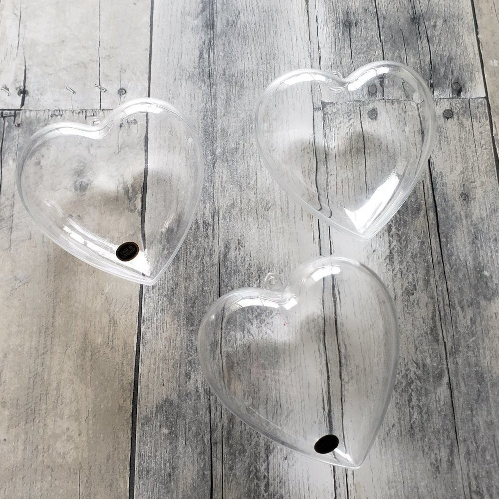 Set of 3 Clear Plastic Heart Containers with hanging hole – 4″