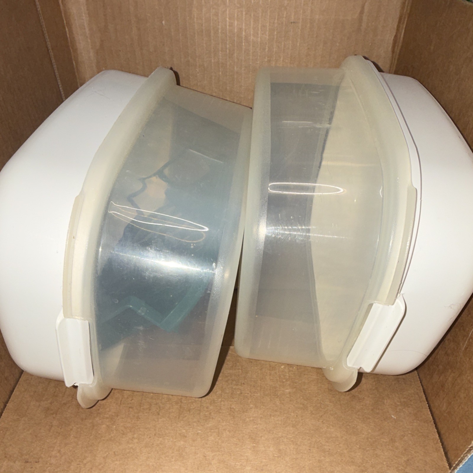 SuperSeal 16L Rectangular Plastic Storage Container w/ Snap Lid & Insert set