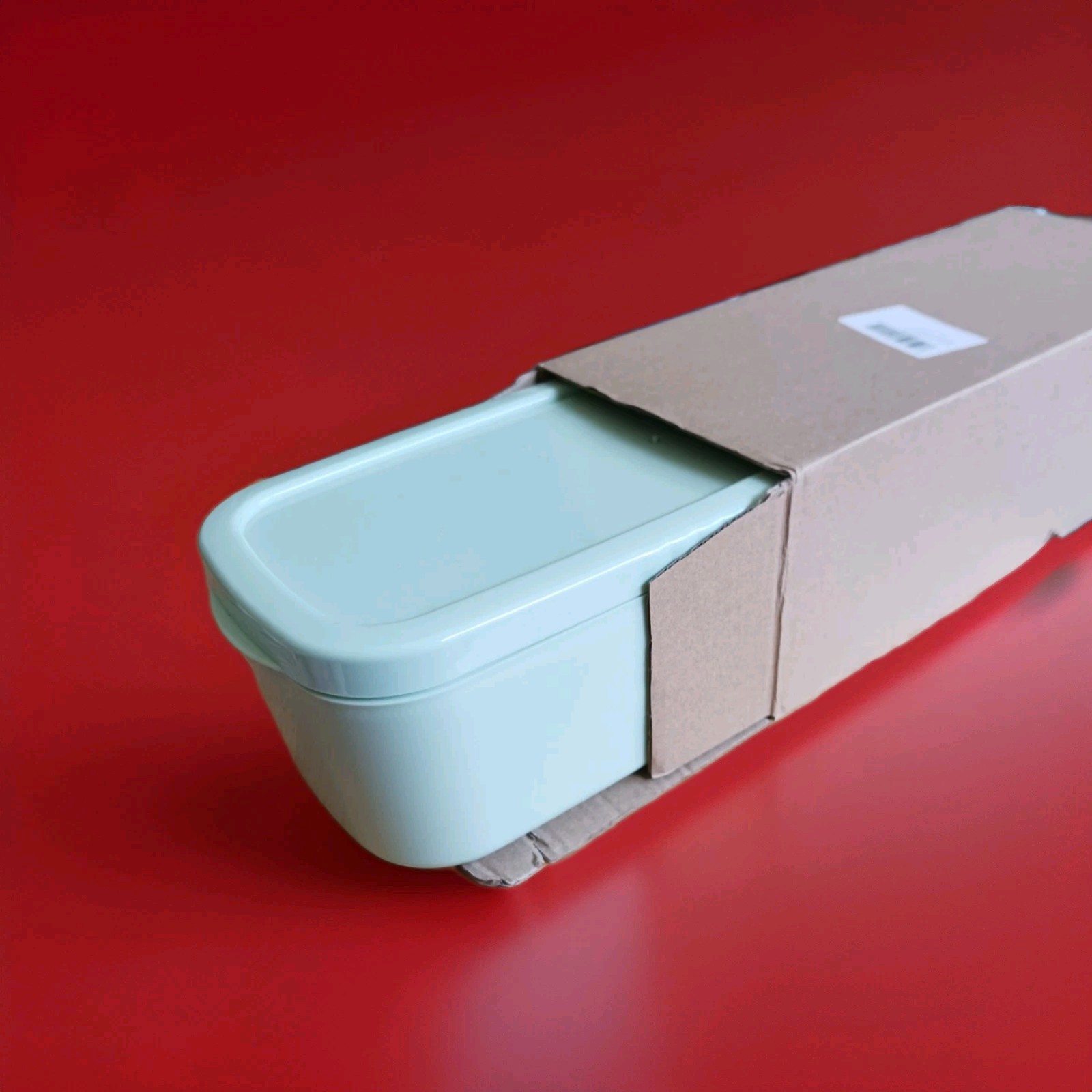 Light Green Plastic Freezing Container 30-40 oz Snap Lid Compartments