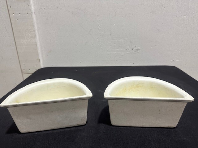 **LOT OF 14** “BON CHEF 5102” WHITE POLY CANE COATED HALT-MOON FOOD CONTAINERS