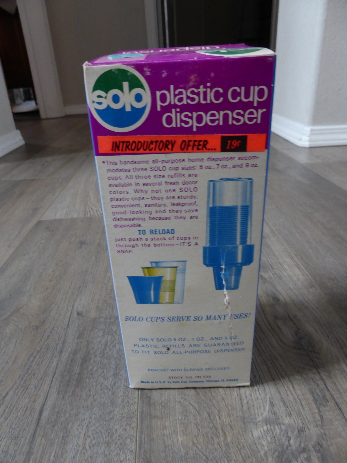 Vintage Solo Cup Dispenser 9 Cups Retro Introductory 3 Sizes NEW UN-USED