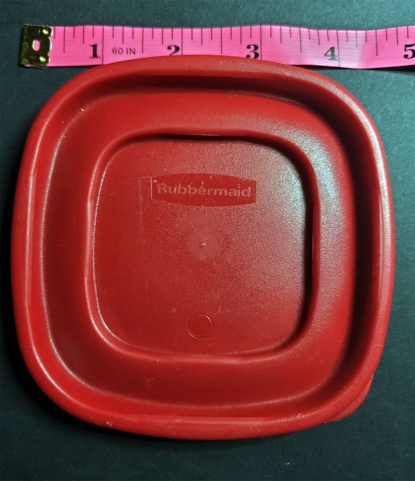 Rubbermaid 7J58 Red Plastic 4″ Snap On Replacement Lid