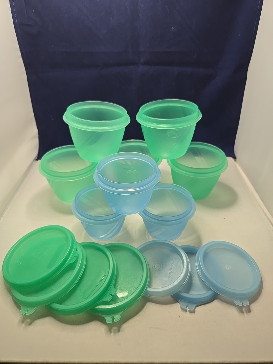 Plastic Snack Containers 3/4 & 1 Cup Lot Of 8 Missing 1 Lid