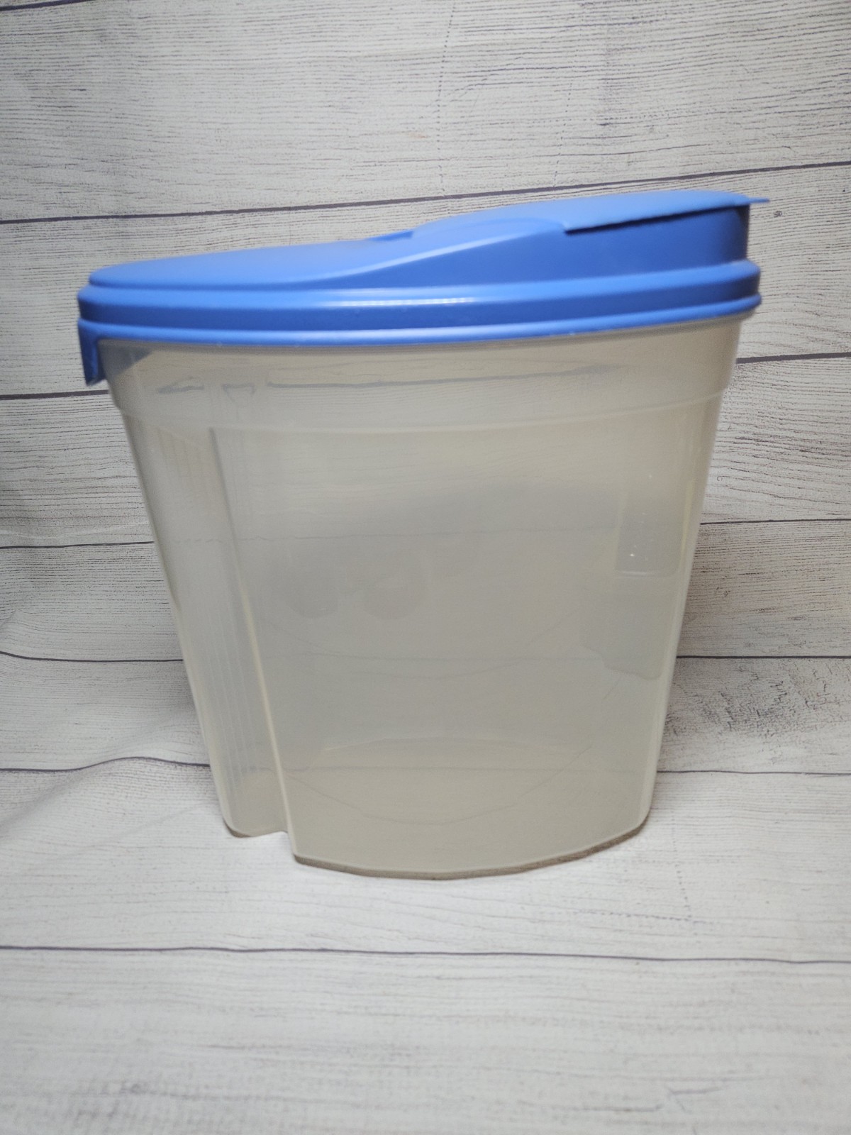 Vtg Rubbermaid Servin Saver Cereal Storage Container 1.5 Gallon BLUE w EZ Lid #5