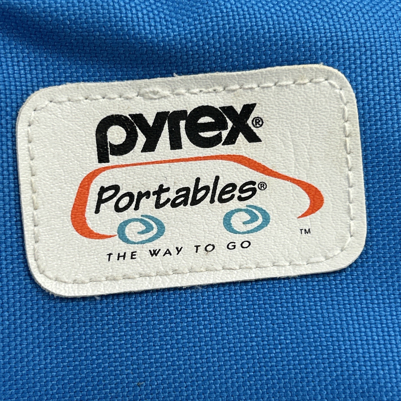 Pyrex Portables The Way To Go Bag Blue Bag With Heating Pack For Casseroles