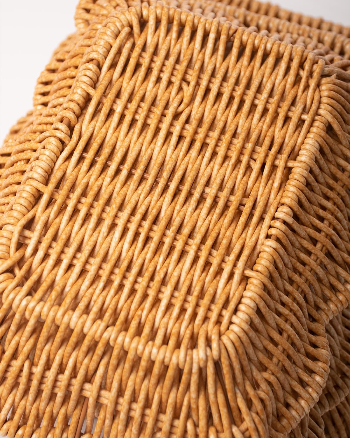 Woven Scalloped Storage Baskets Set of 3, Wicker Poly Rattan Serving Trays fo…