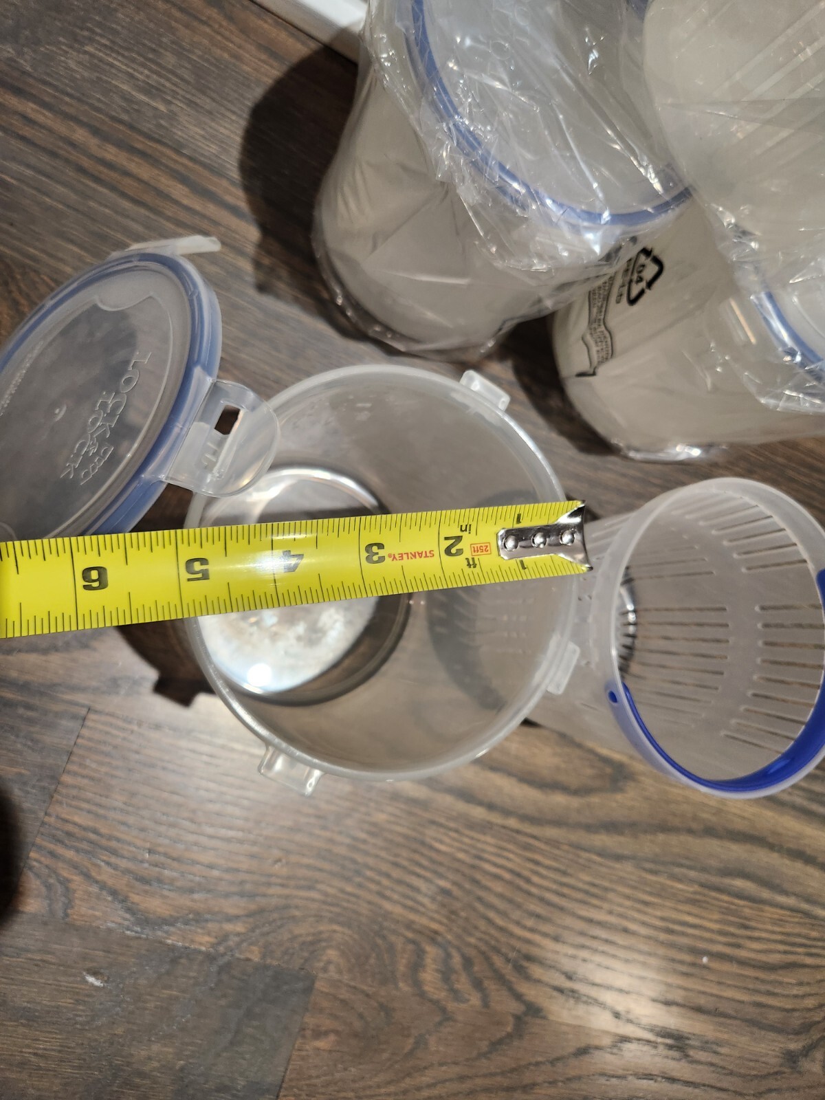Lot of 4 LOCK & LOCK HPL933BT Pickle Container 1.4L NEW JH38