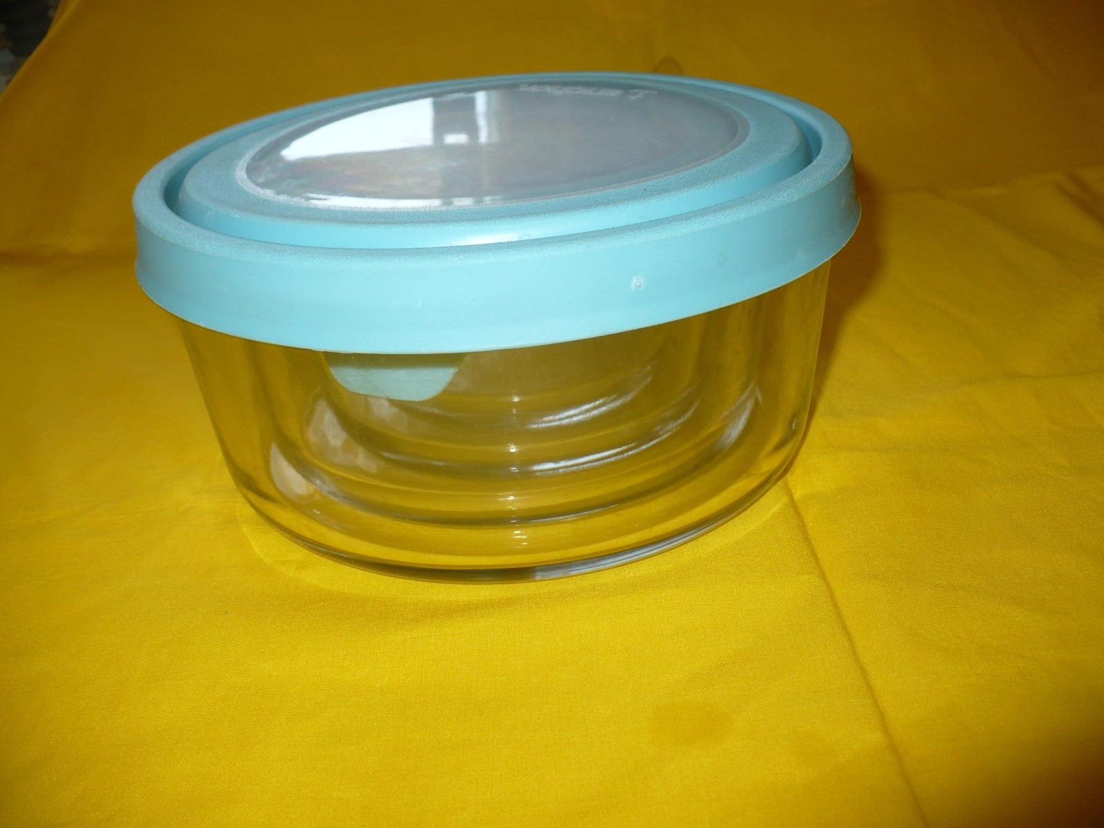Anchor Hocking Glass Food Storage Containers with Plastic Lids 8-Piece Set