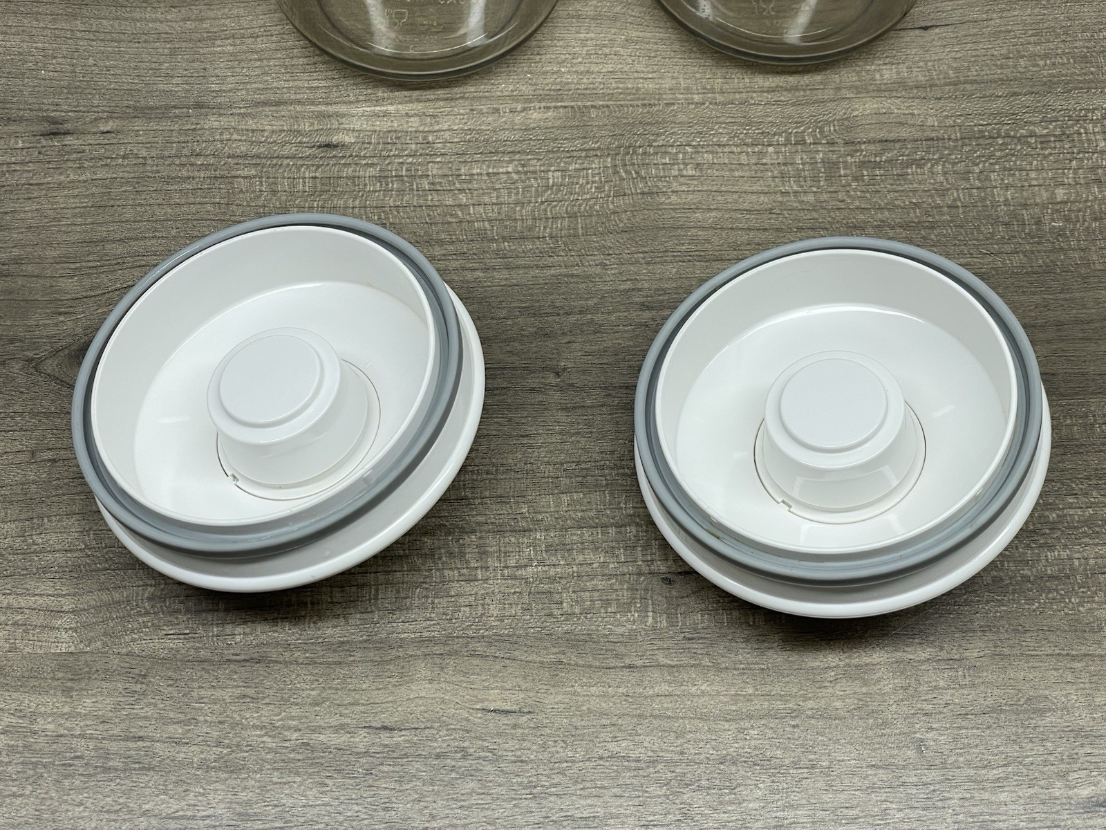 2 FOODSAVER Vacuum Canisters 25 oz Storage Container Clear Snail KY-114 4″ x 5⅞”