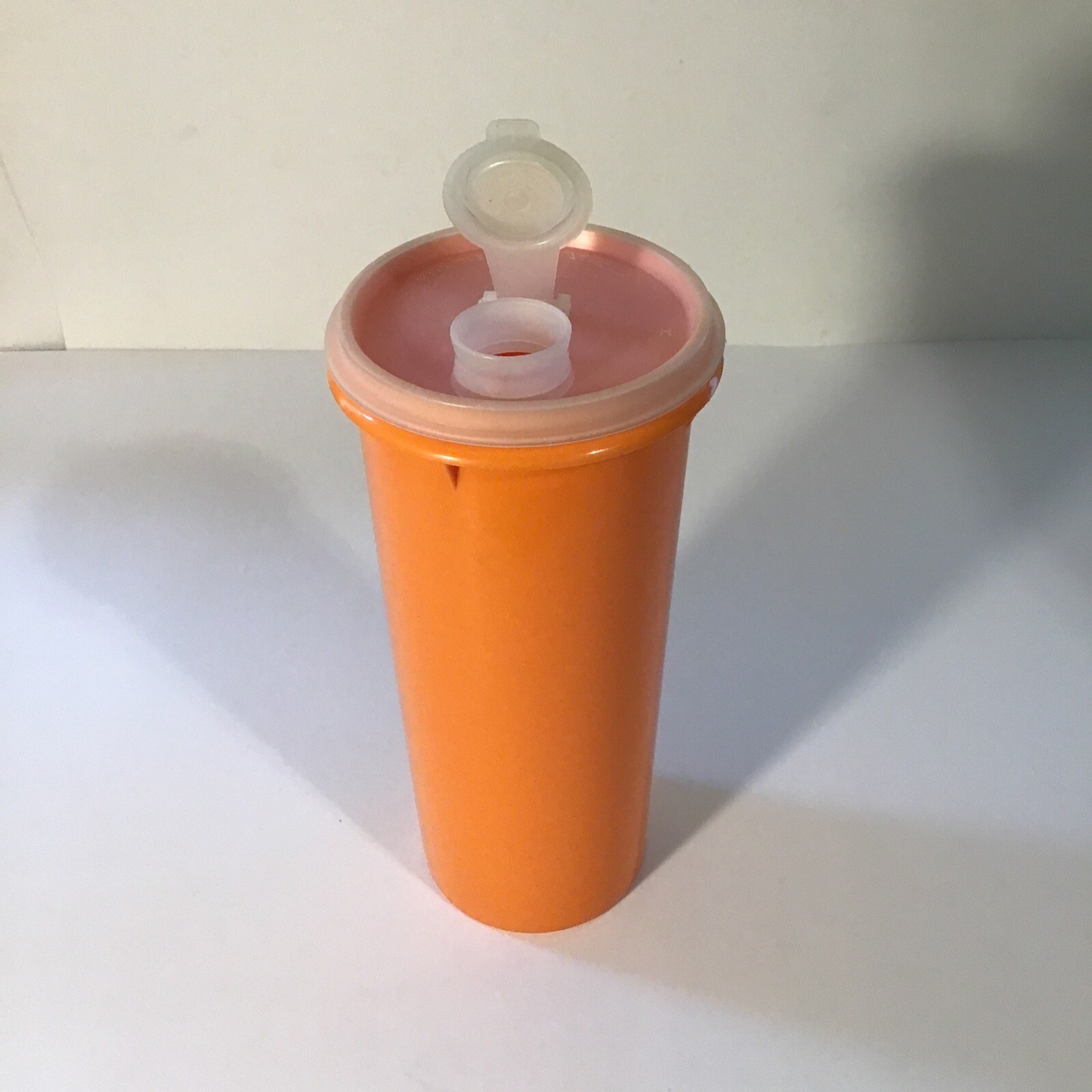 Vintage Tupperware 262-10 Juice Container Orange With Matching Lid And Cap