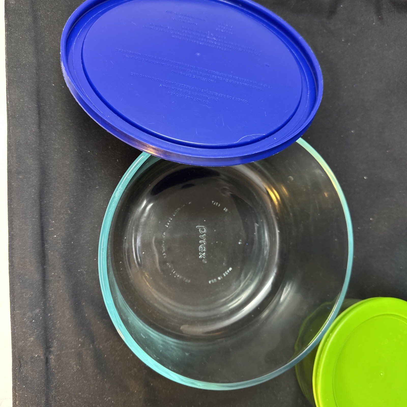 Vintage Set 3 Colorful Pyrex Glass Food Storage Containers, 7, 2 & 1 Cup EUC
