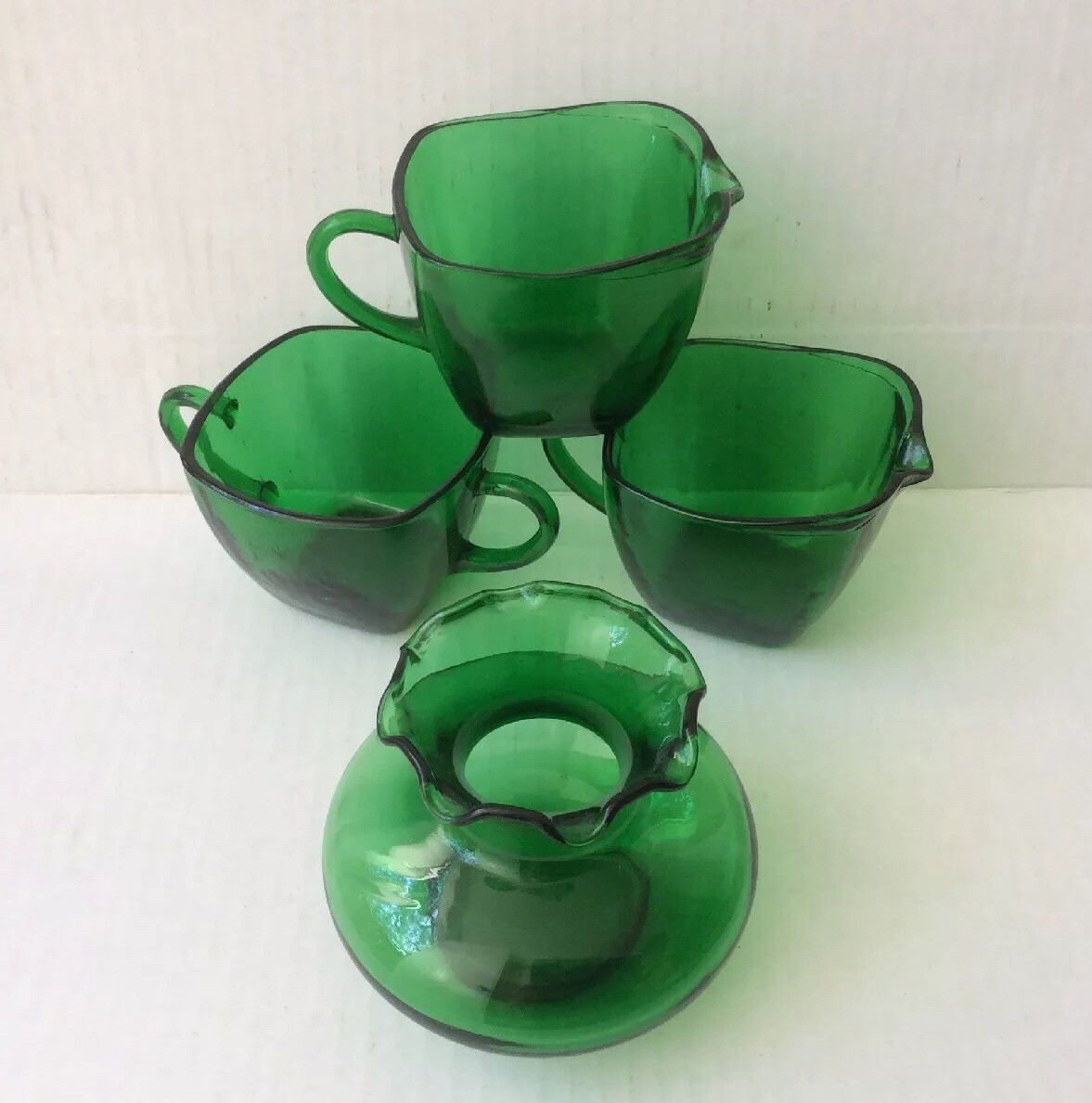 Lot of 4 Pcs Vintage Green Glass: 1 Vase & 2 Cups & 1 Cup W/ Double Handlers