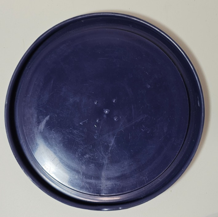 Pyrex Plastic Replacement Dark Blue Lids 7201, 7401, 7200, 7202 Lot of 5