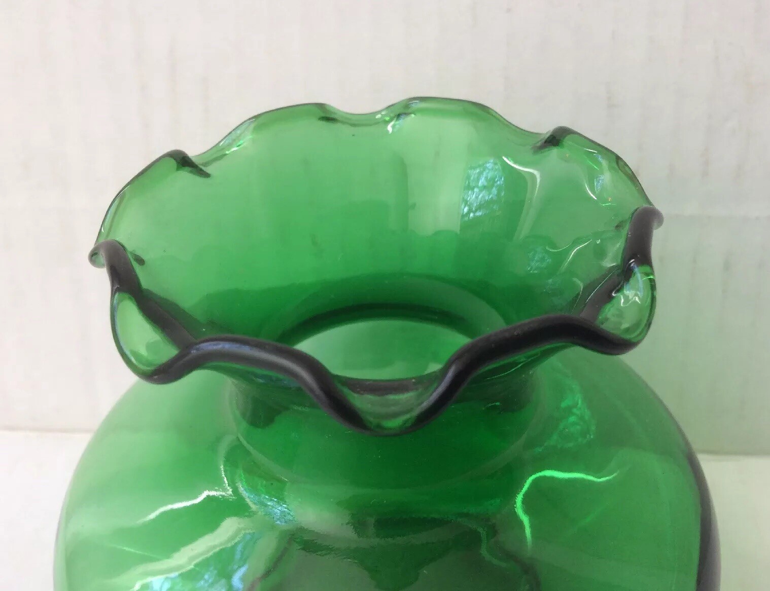 Lot of 4 Pcs Vintage Green Glass: 1 Vase & 2 Cups & 1 Cup W/ Double Handlers
