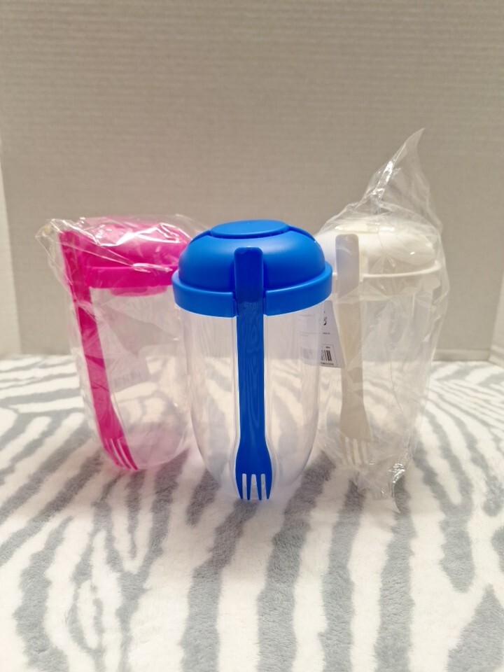 (3) Bottle Salad Container Set For Lunch. Salad Container Set,…