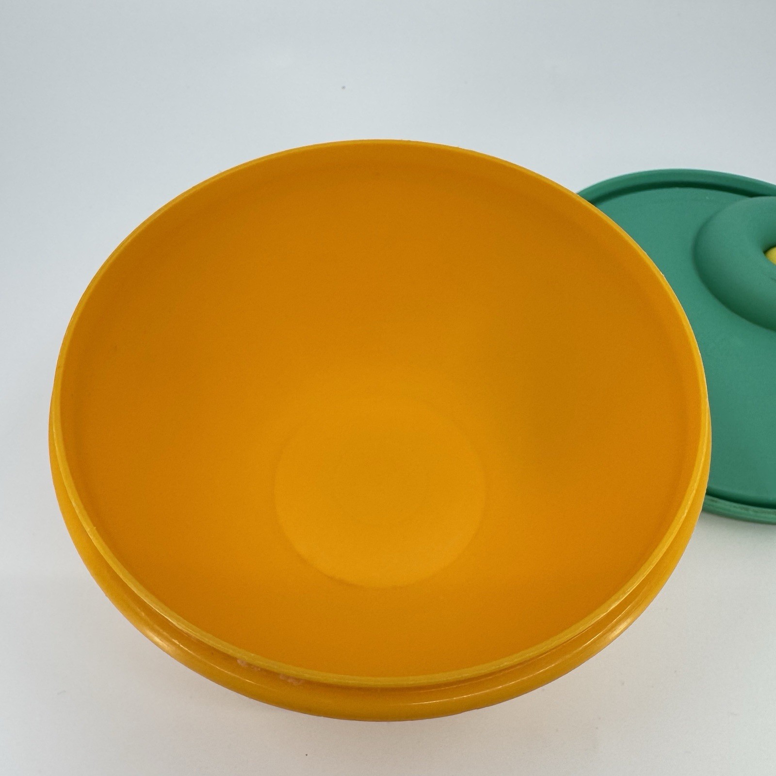 Vintage Tupperware Yellow 6 Inch Bowl #234-19 & Crystalwave Vent Lid 2648-A