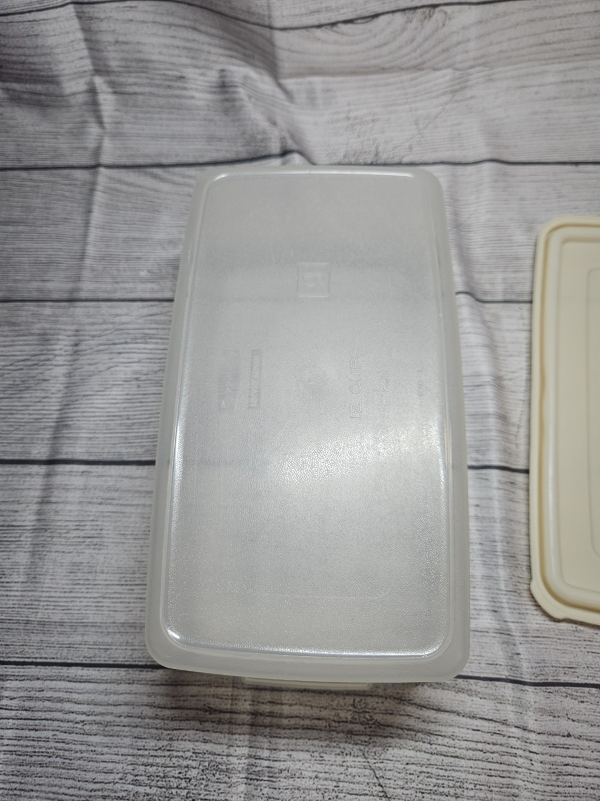 Rubbermaid Servin’ Saver RECTANGLE Container #9 WITH LID – 12 cups – 10″ x 6″