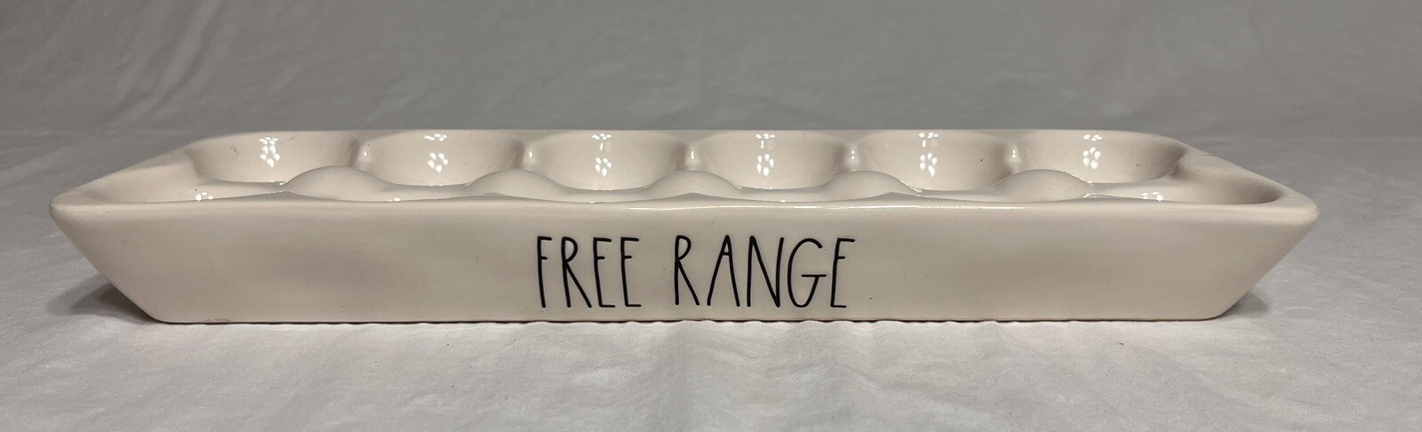Rae Dunn Artisan Collection FREE RANGE Dozen egg holder twelve ~ New