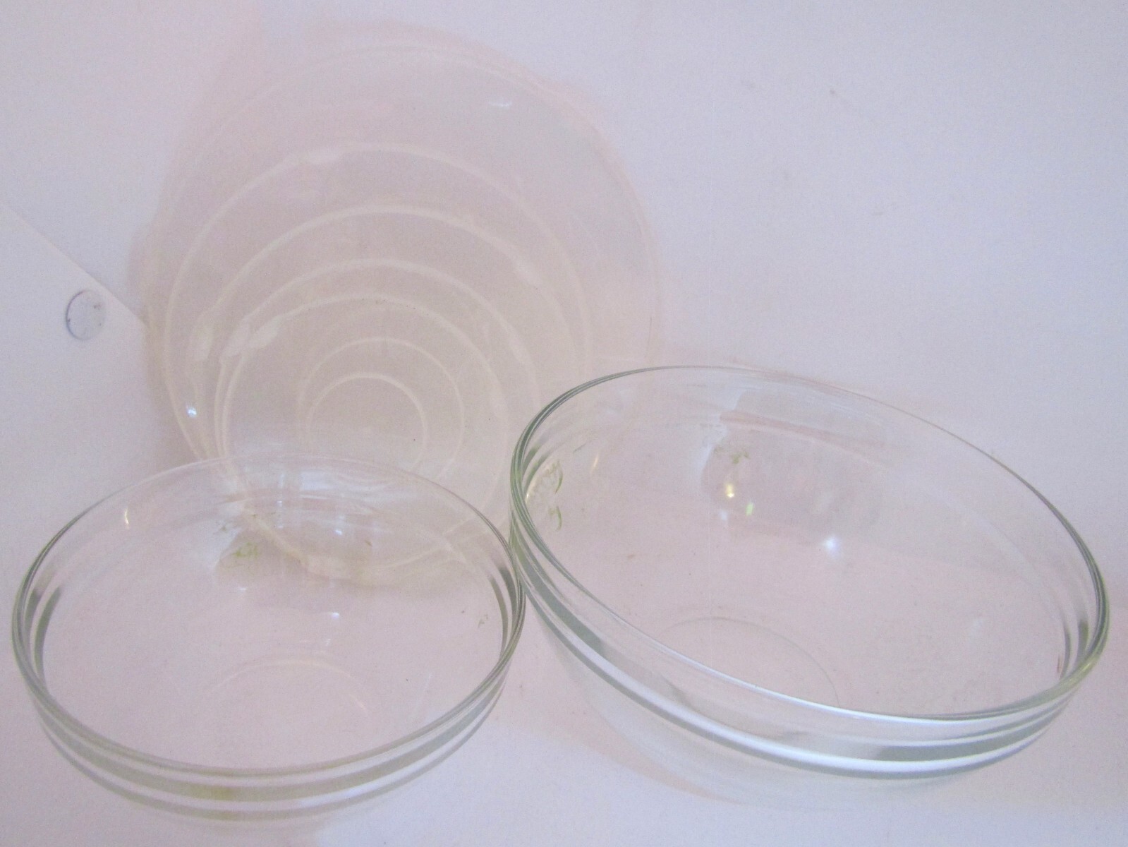 Multi-Function Food Prep 5 Bowl Glass Set with Lids.