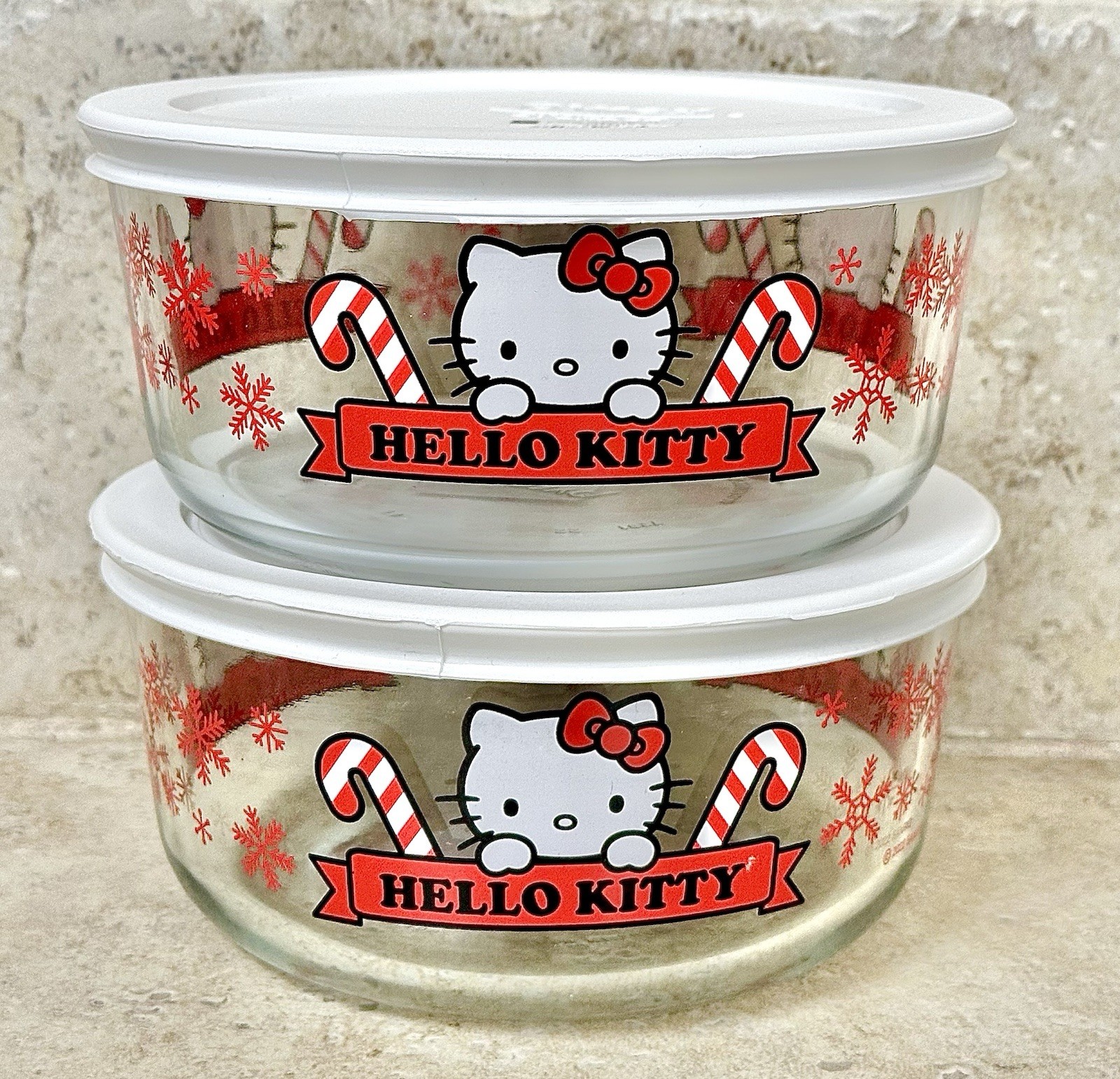 2x Hello Kitty Holiday Pyrex Round Glass Storage Containers (4-cup) – NEW