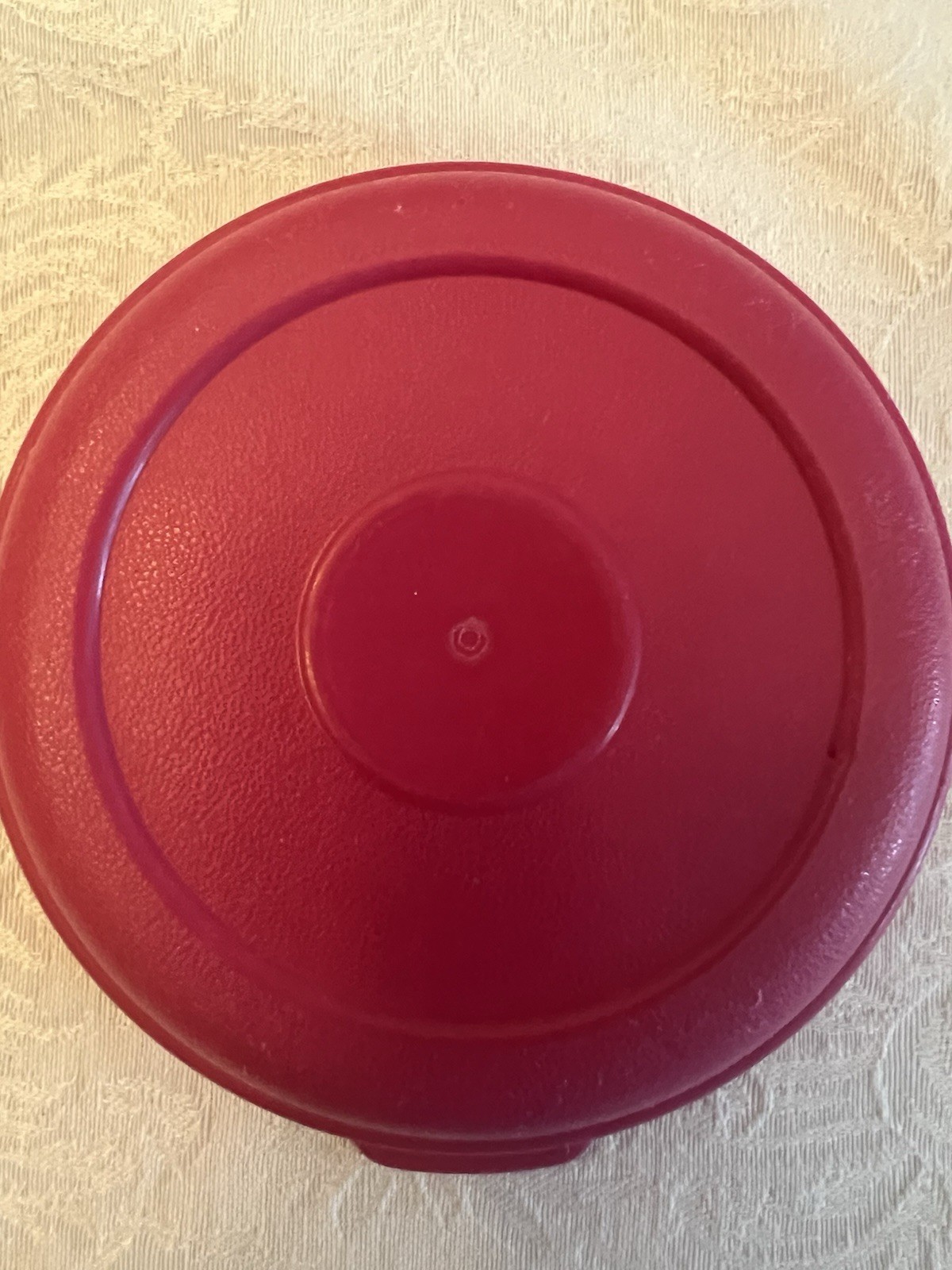 Rubbermaid Servin Saver #7 Pink/Salmon Replacement Lid Seal 0019 4 7/8”x 4 7/8”.