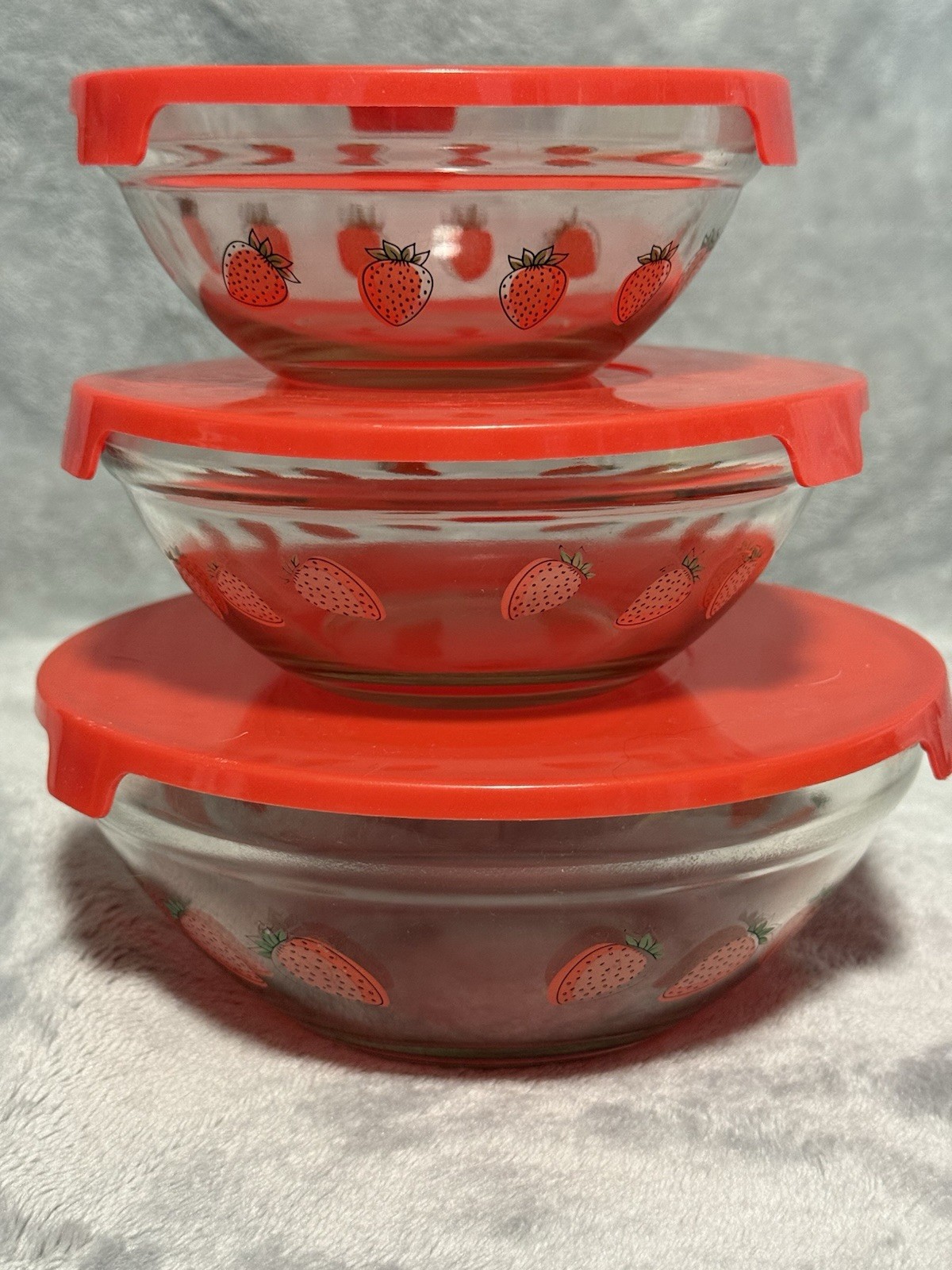Strawberry Design Glass Storage Bowls W/Lids Except Smallest Bowl Set Of 4