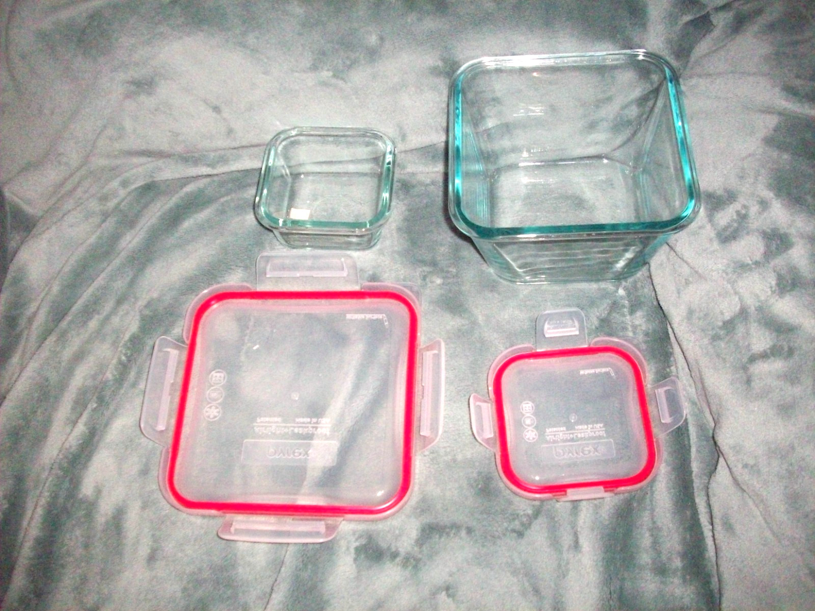 Pyrex storage glass baking Square with lids 4 x 2 – 6 1/2 x 4
